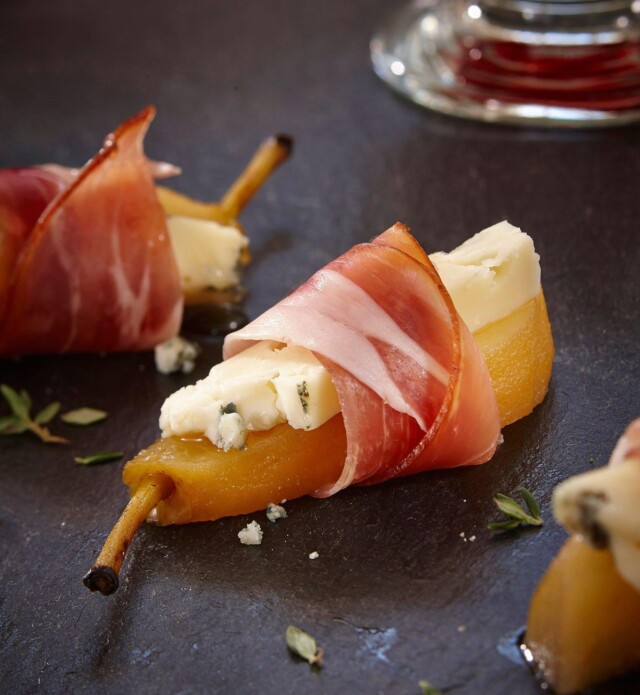 Prosciutto wrapped pears